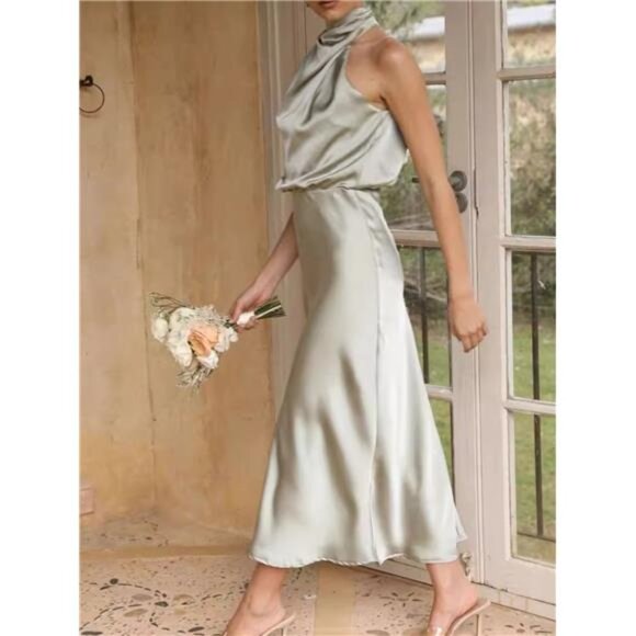 Asymmetrical Ruched Sleeveless Midi Dress - Picture 5 of 15